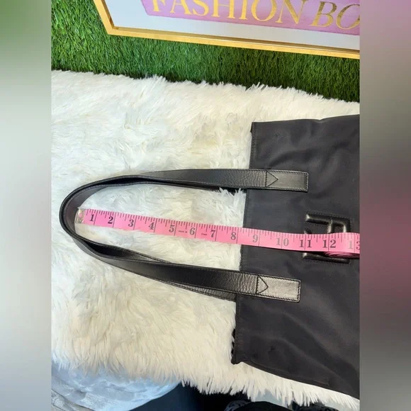 ❤️ Fendi Vintage Black Nylon Tote Bag A101P63